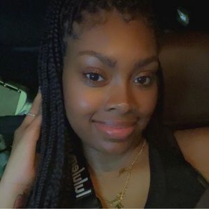 Meet your Posher, Brianna